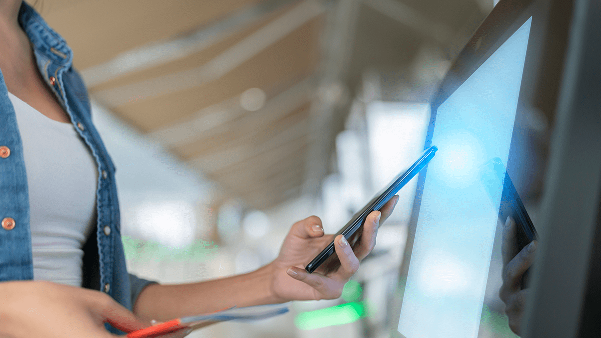 V3-Hero-Solutions-Payments-Tablet-1-min
