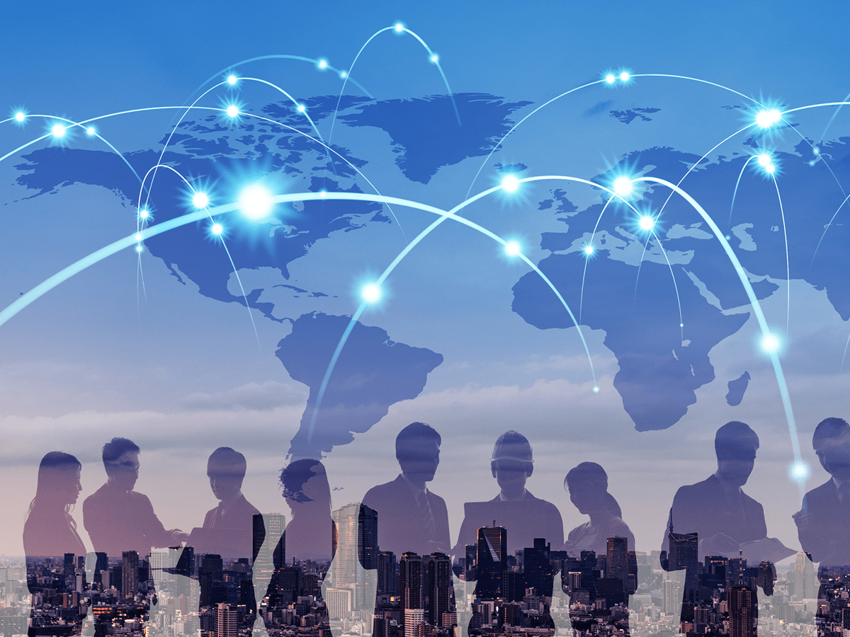 Hero_Mobile_Connectivity-min