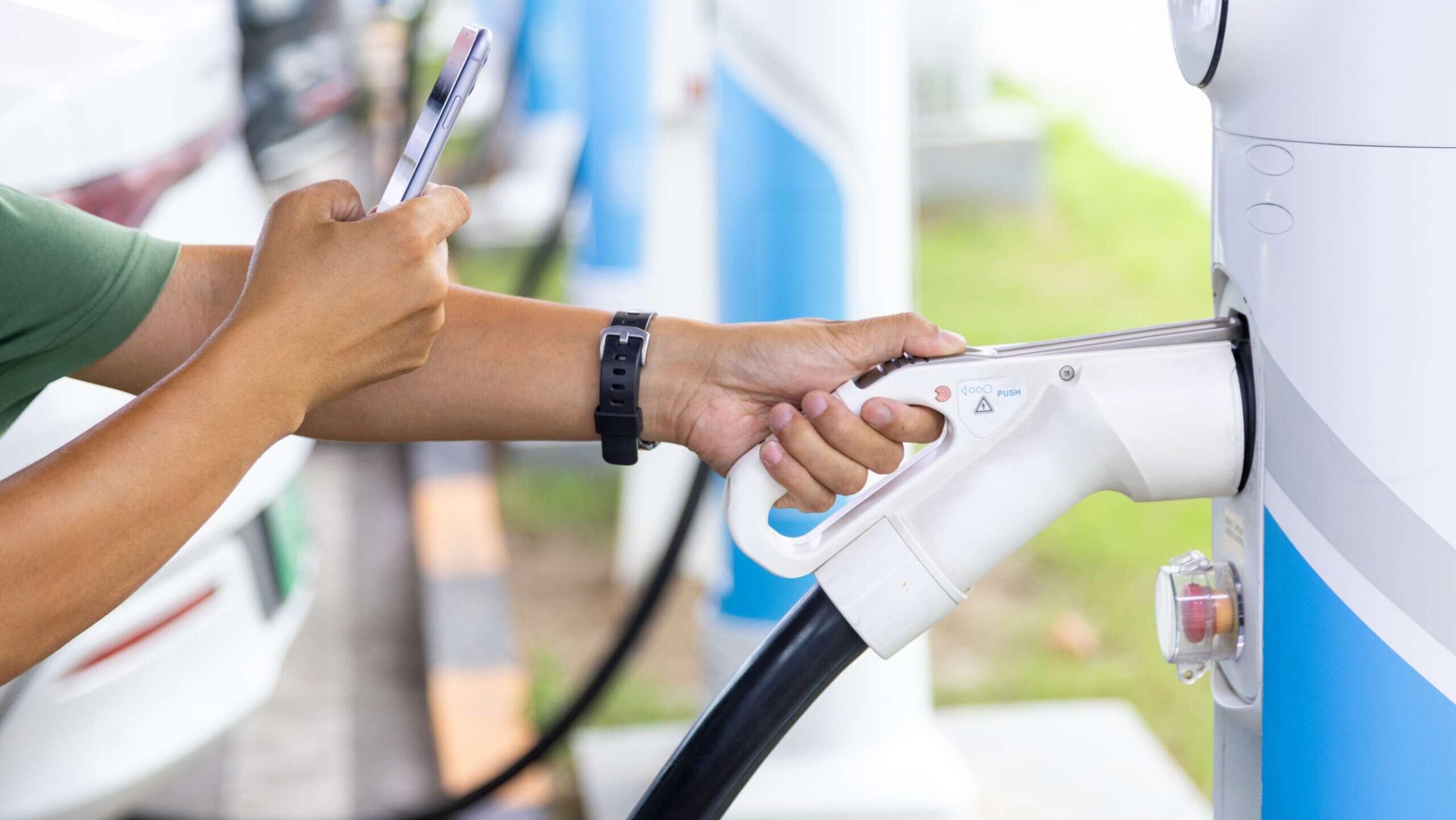 Self-service_ev charging