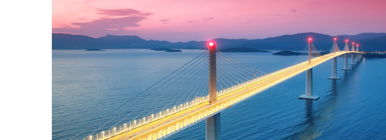 CustomerSuccess-Hero-Desktop (1)