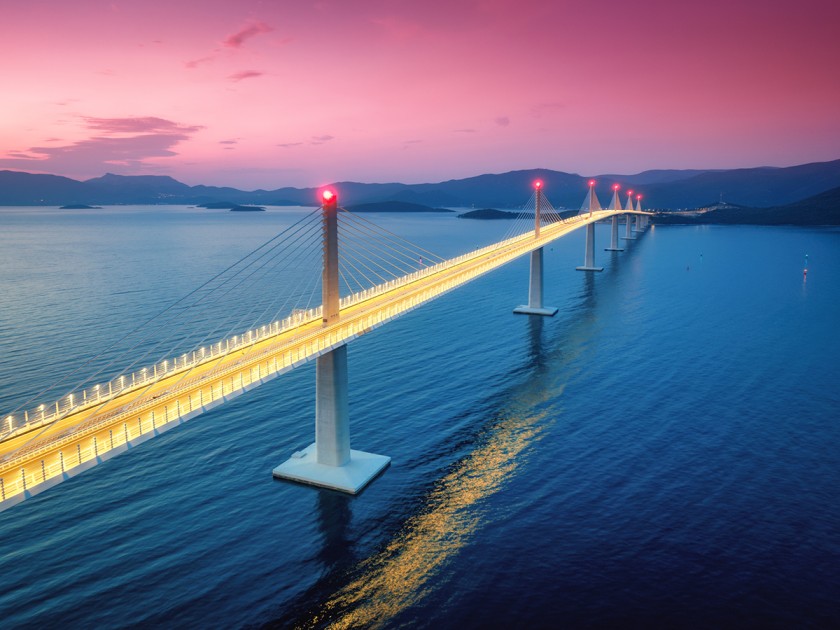 CustomerSuccess-Hero-Mobile